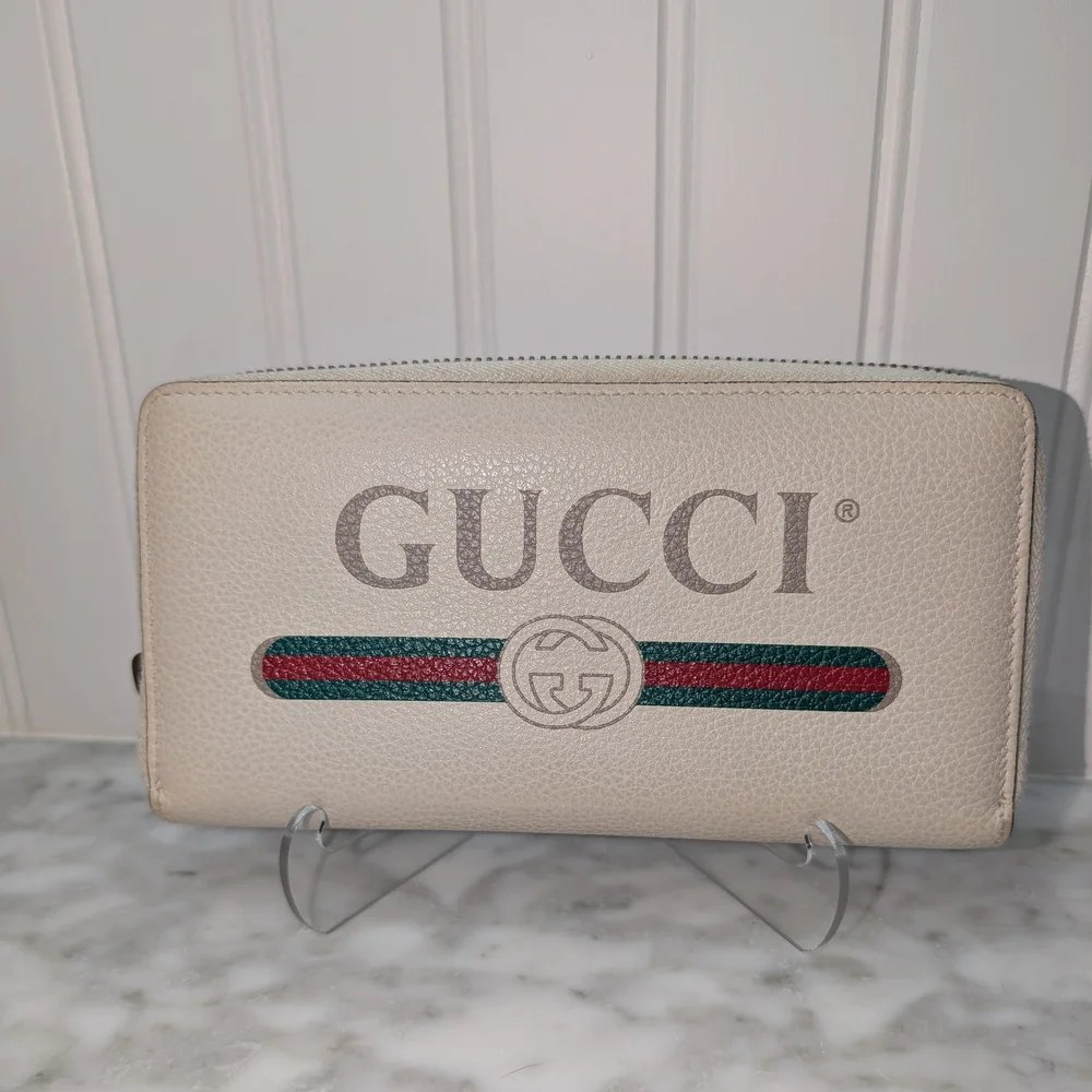 Vintage Gucci Cream Leather Zip Wallet with Interlocking GG - Picture 2 of 11